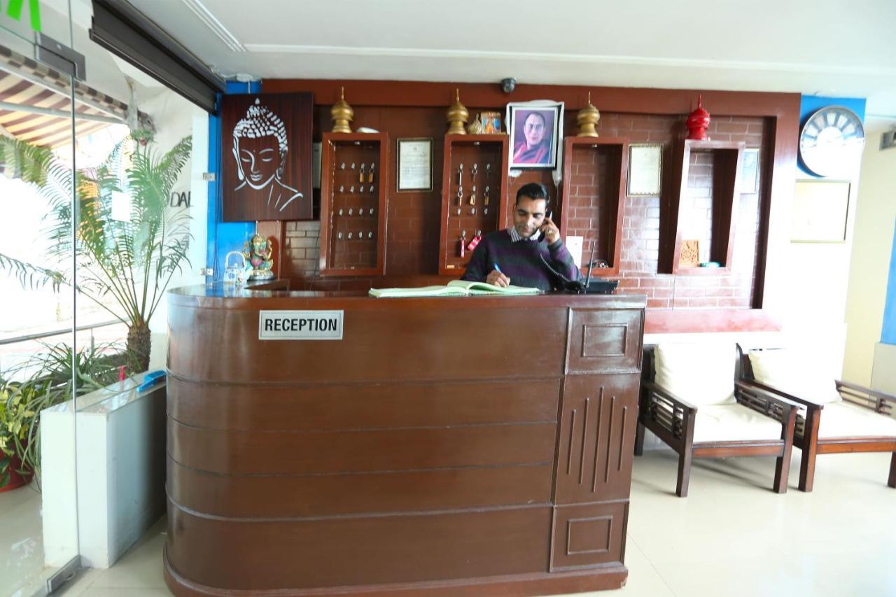 Oyo 35461 Deodar Villa Dharamshala Exterior foto